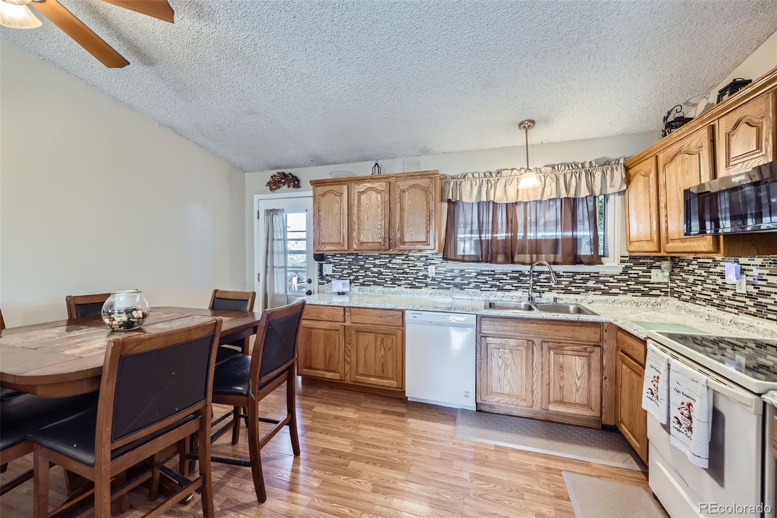 MLS Image #6 for 12425  bellaire drive,thornton, Colorado