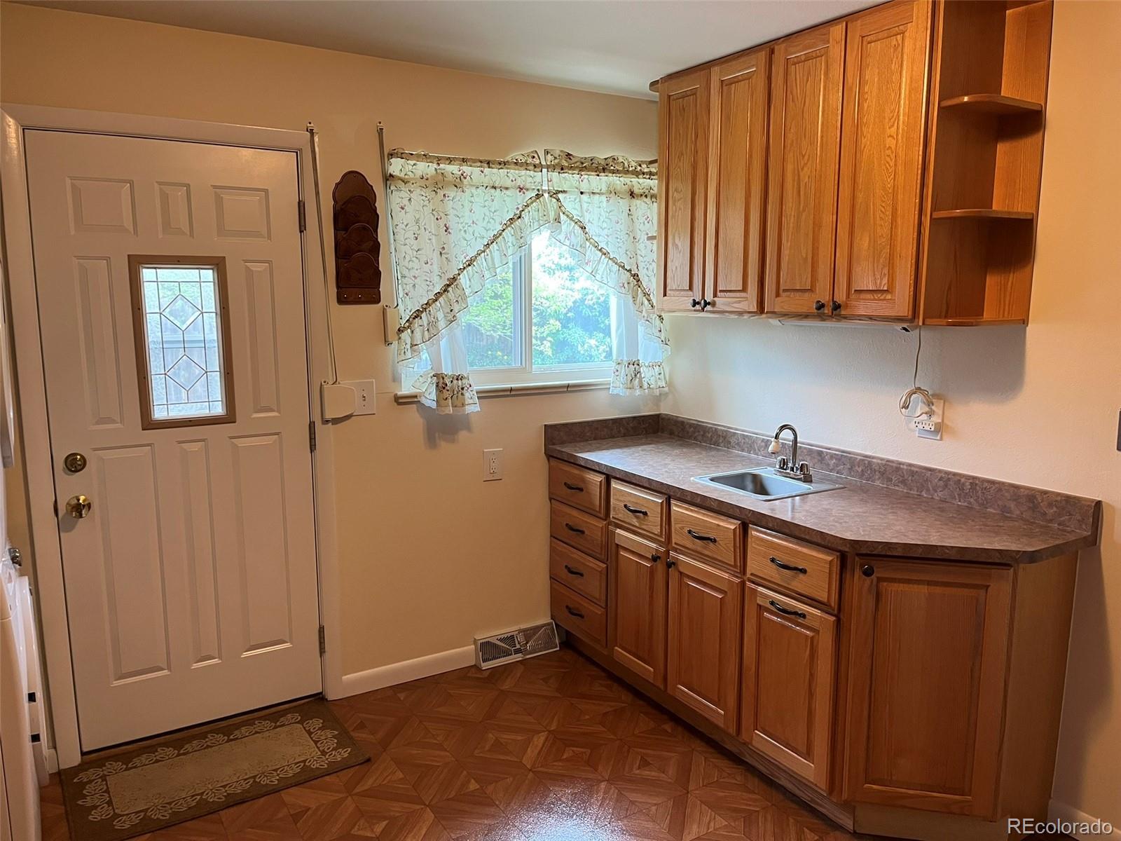 MLS Image #11 for 6085  simms street,arvada, Colorado