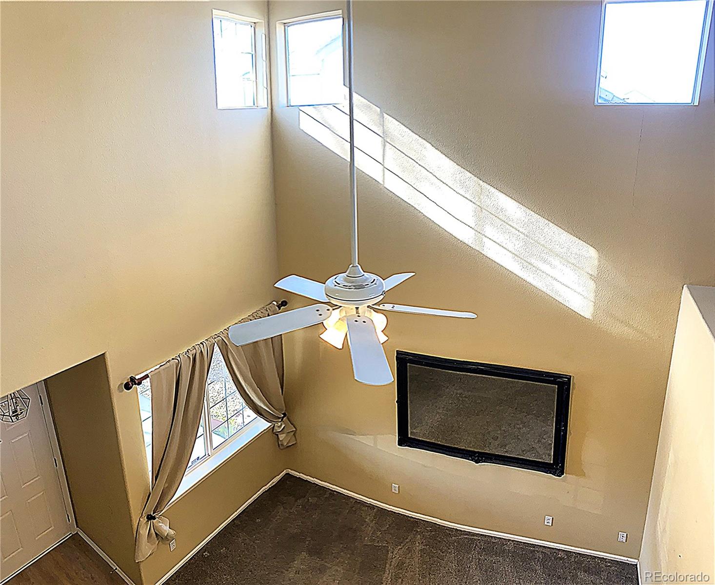 MLS Image #3 for 407  ivory circle,aurora, Colorado
