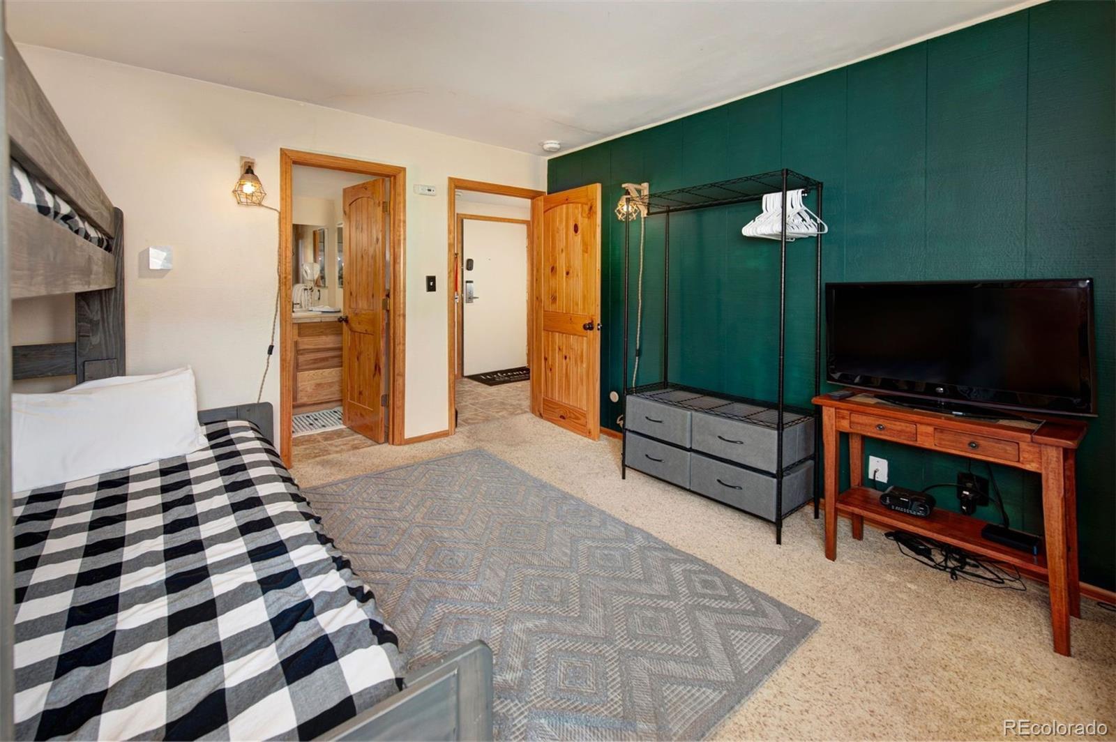 MLS Image #18 for 393  wild irishman road,keystone, Colorado