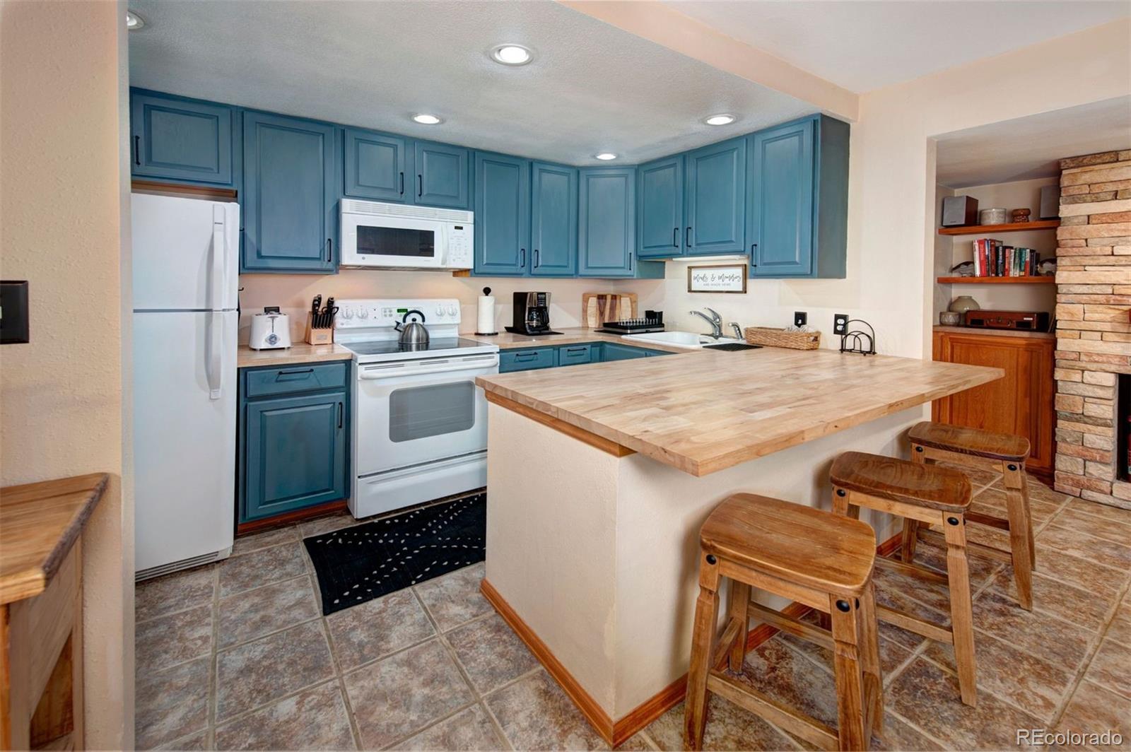 MLS Image #4 for 393  wild irishman road,keystone, Colorado