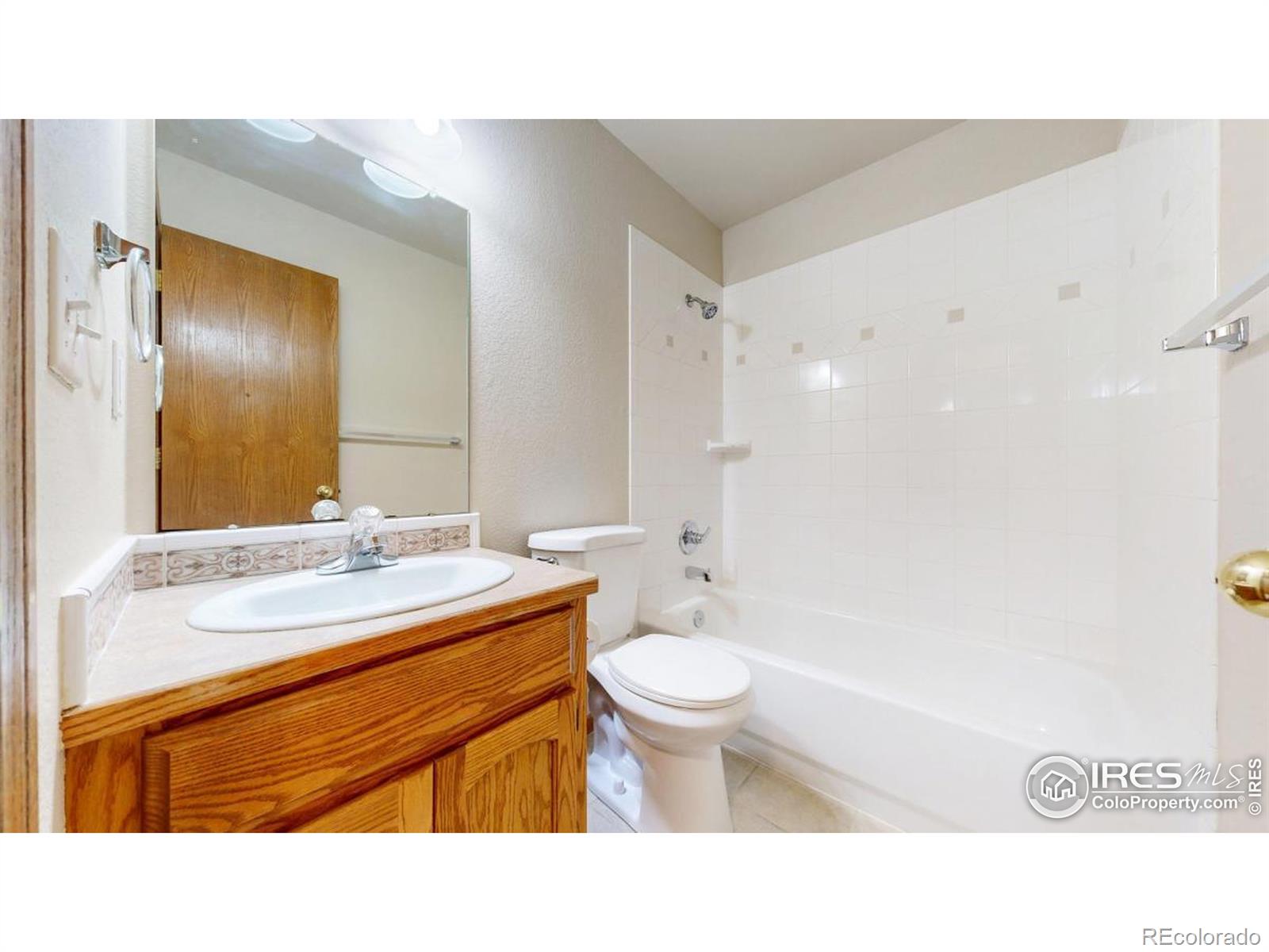 MLS Image #12 for 3307  conestoga court,evans, Colorado