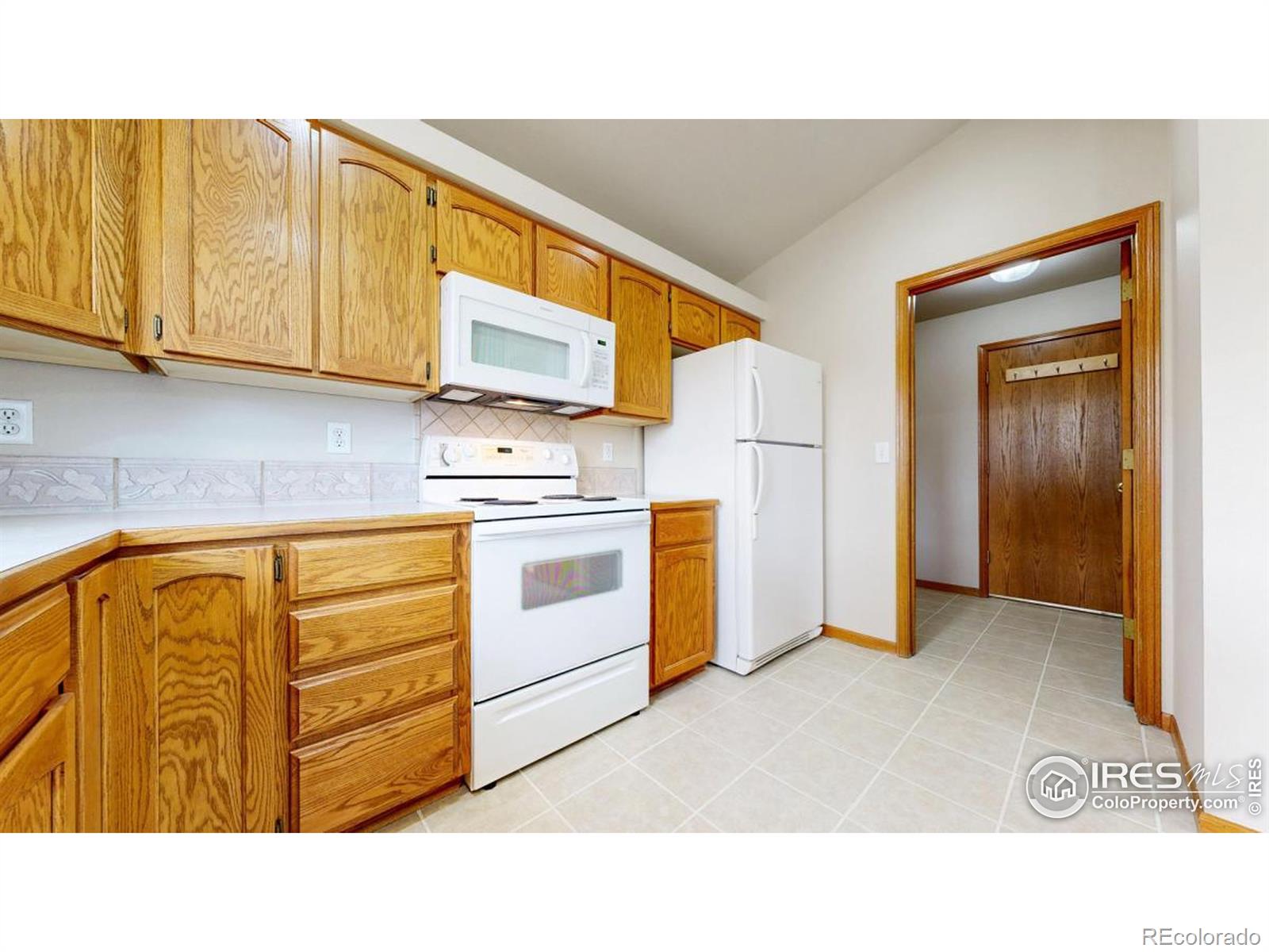 MLS Image #6 for 3307  conestoga court,evans, Colorado