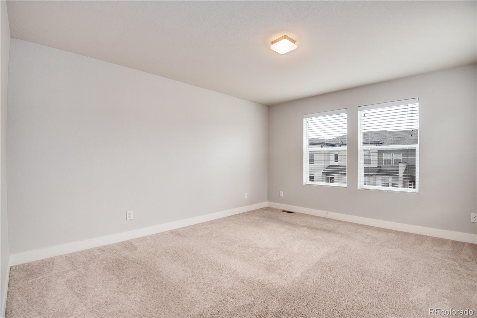 MLS Image #16 for 16203 e 47th place,denver, Colorado