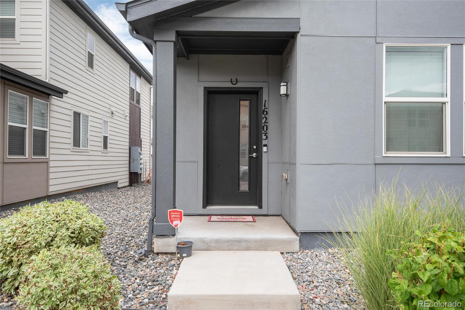 MLS Image #3 for 16203 e 47th place,denver, Colorado