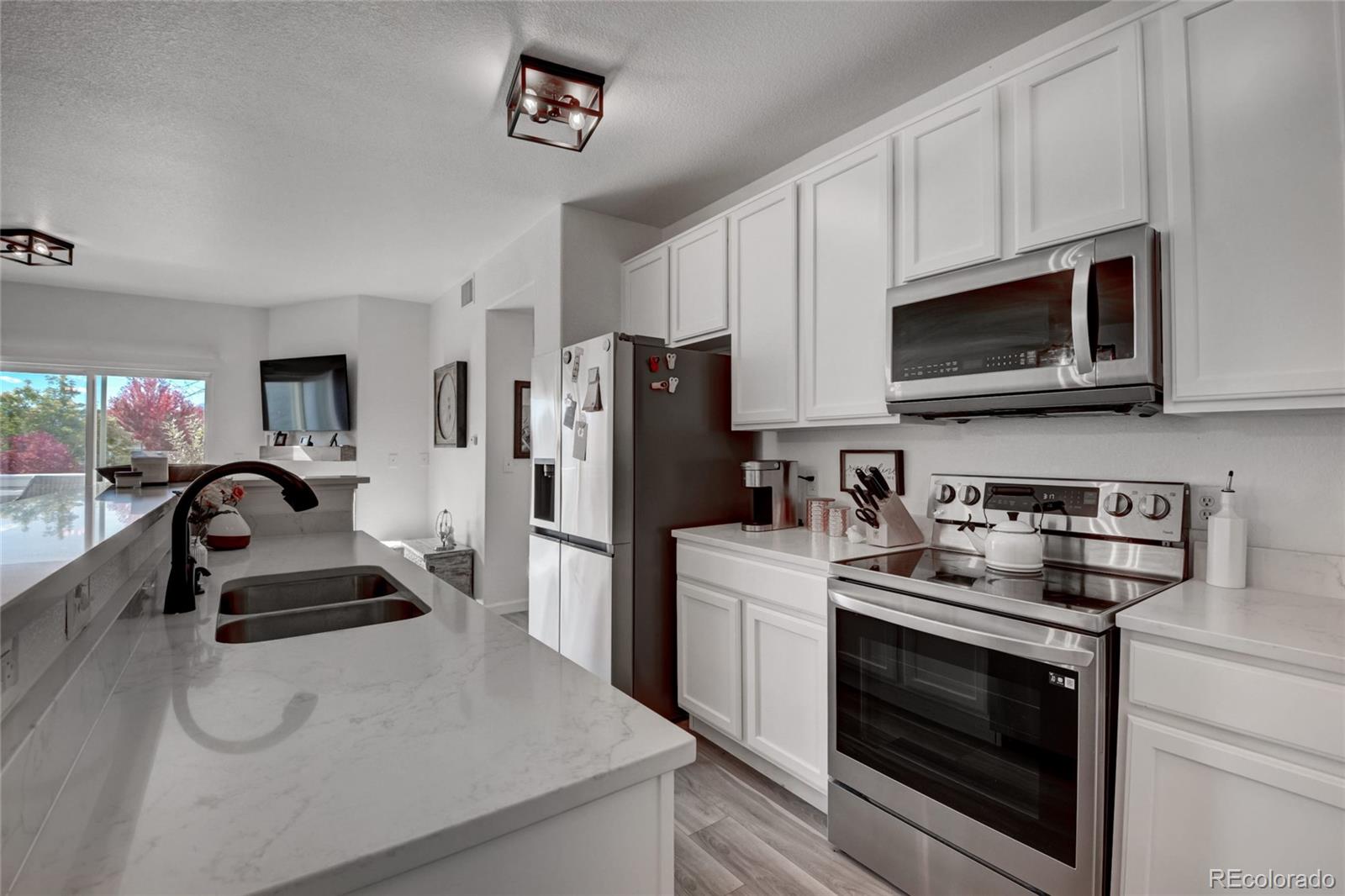 MLS Image #11 for 10380 w 55th lane,arvada, Colorado