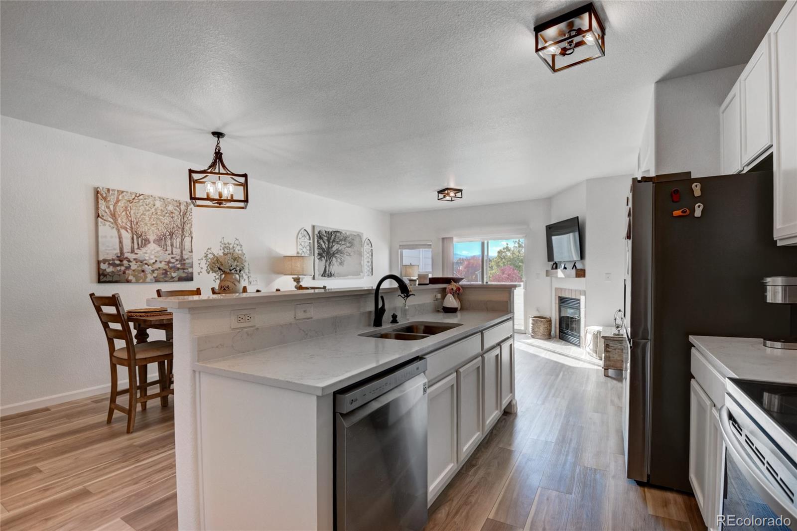 MLS Image #13 for 10380 w 55th lane,arvada, Colorado