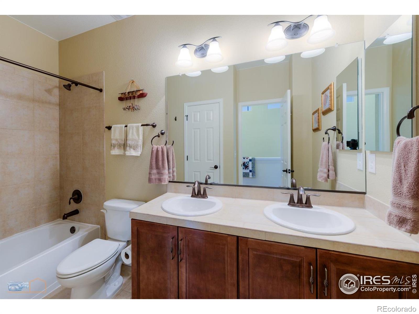 MLS Image #13 for 2196  winding drive,longmont, Colorado