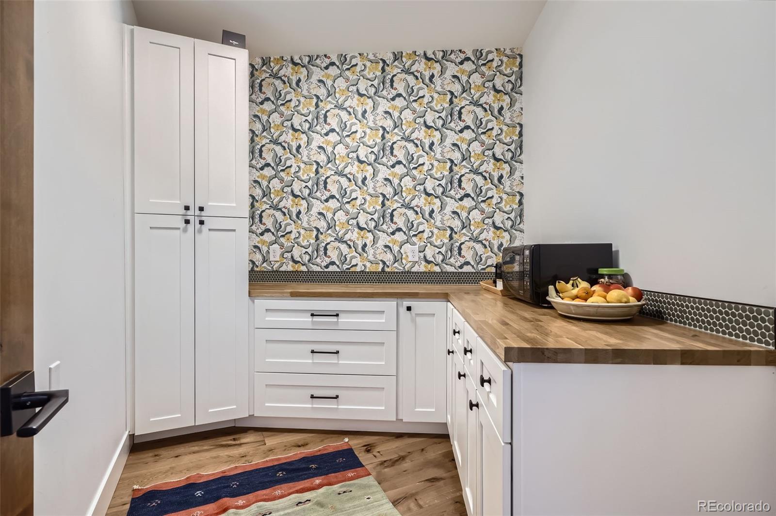 MLS Image #14 for 6102 s aberdeen street,littleton, Colorado