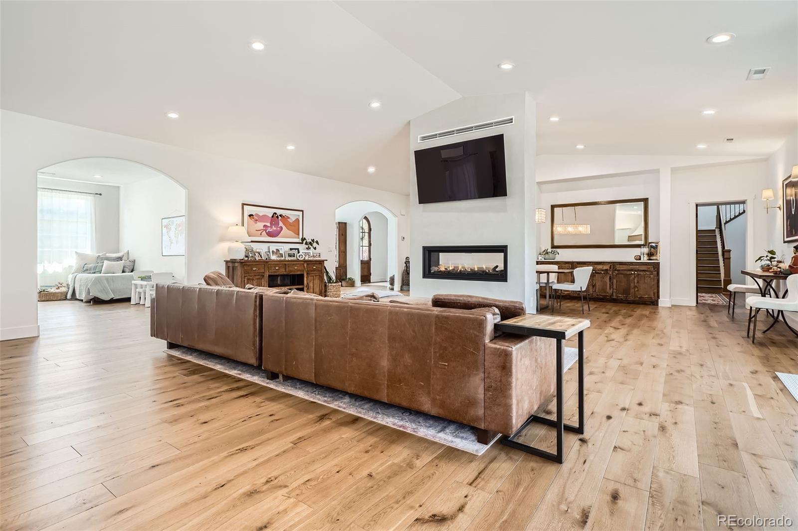 MLS Image #16 for 6102 s aberdeen street,littleton, Colorado