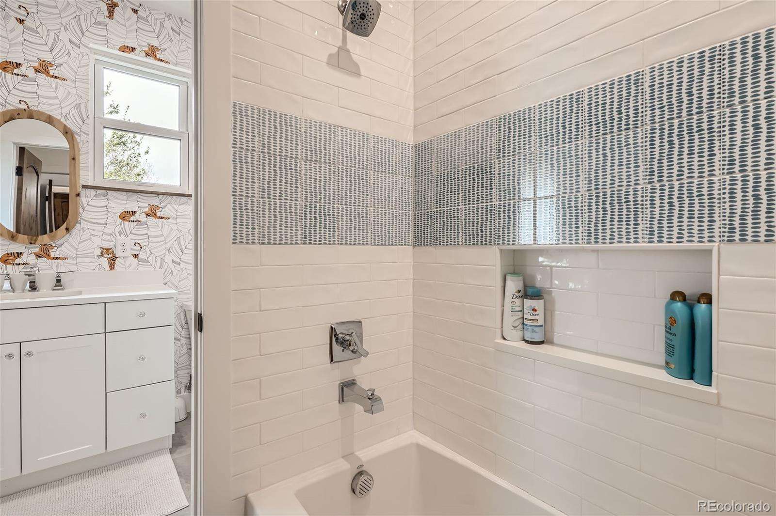 MLS Image #26 for 6102 s aberdeen street,littleton, Colorado