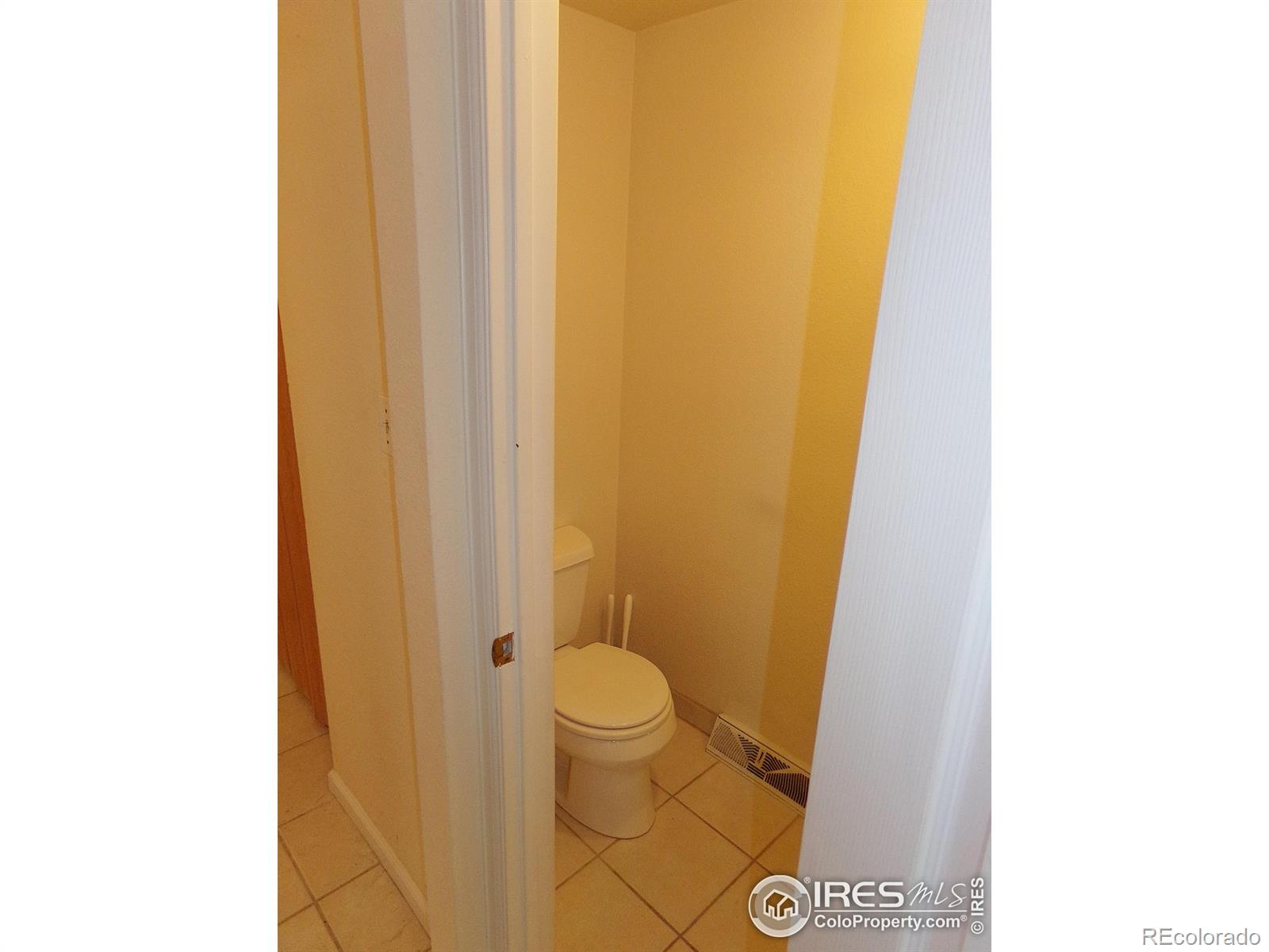 MLS Image #11 for 1015  alta street,longmont, Colorado