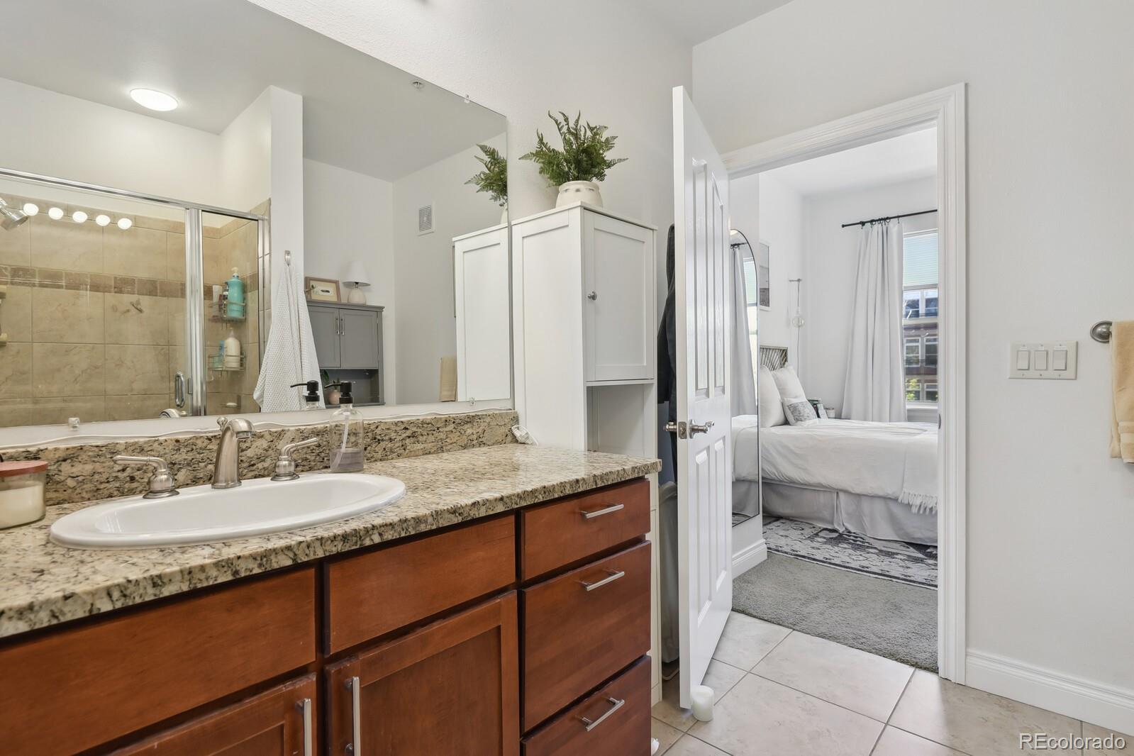 MLS Image #13 for 1700 n emerson street,denver, Colorado