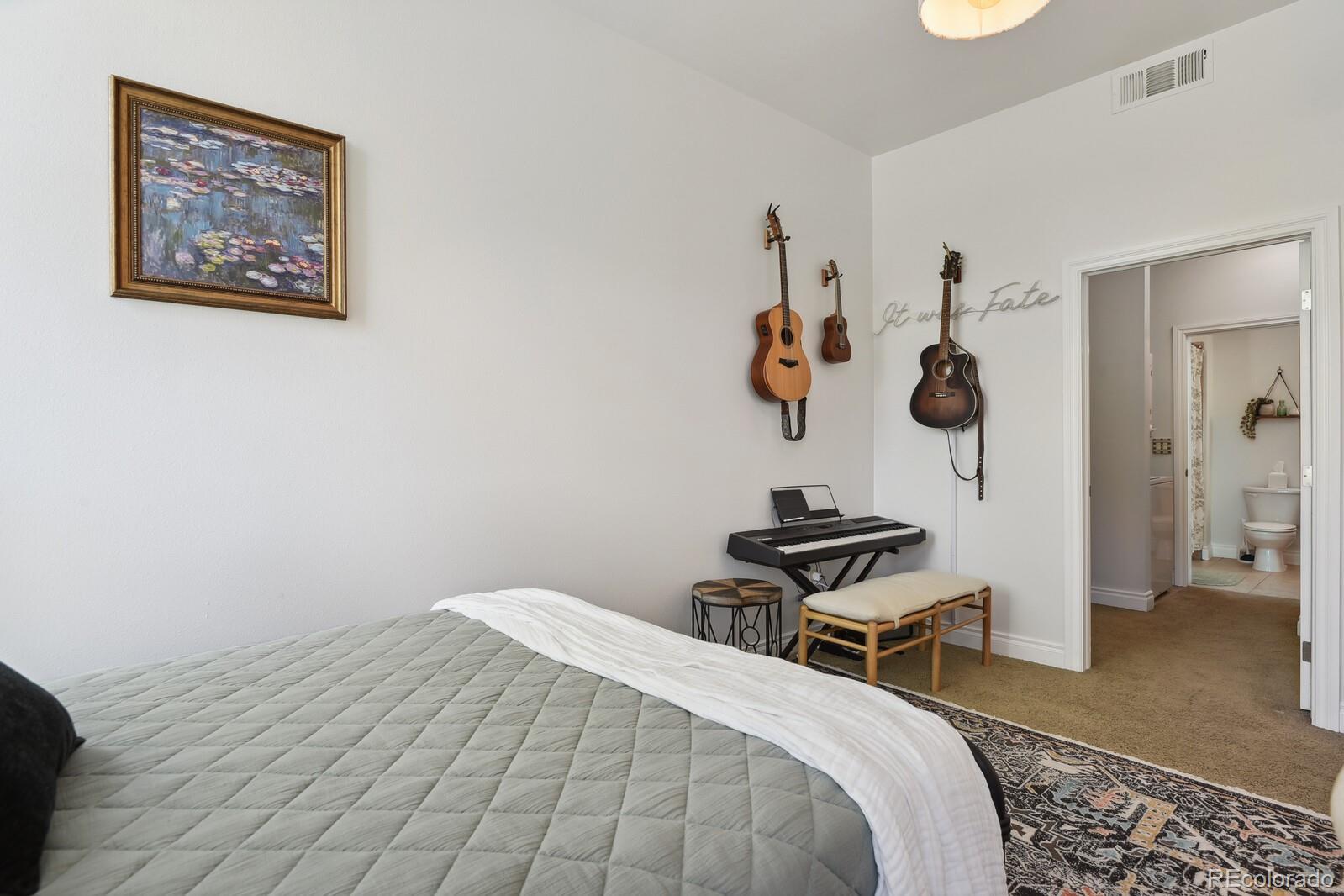 MLS Image #17 for 1700 n emerson street,denver, Colorado