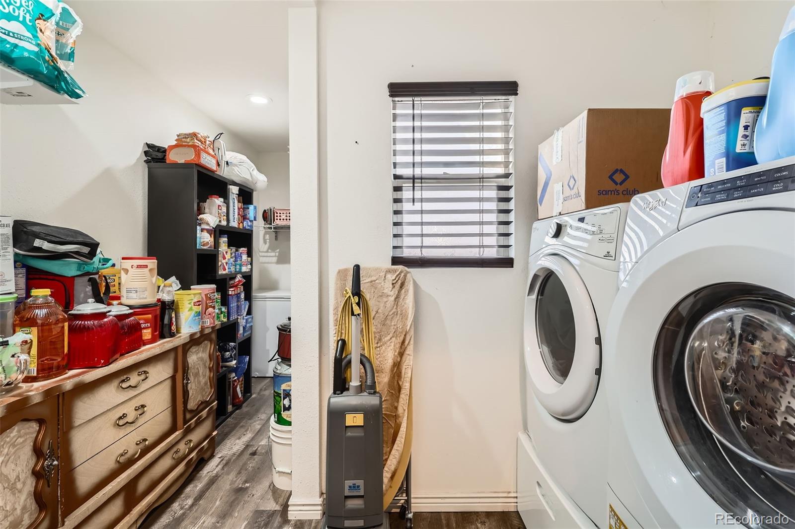 MLS Image #20 for 15685 e 50th avenue,denver, Colorado