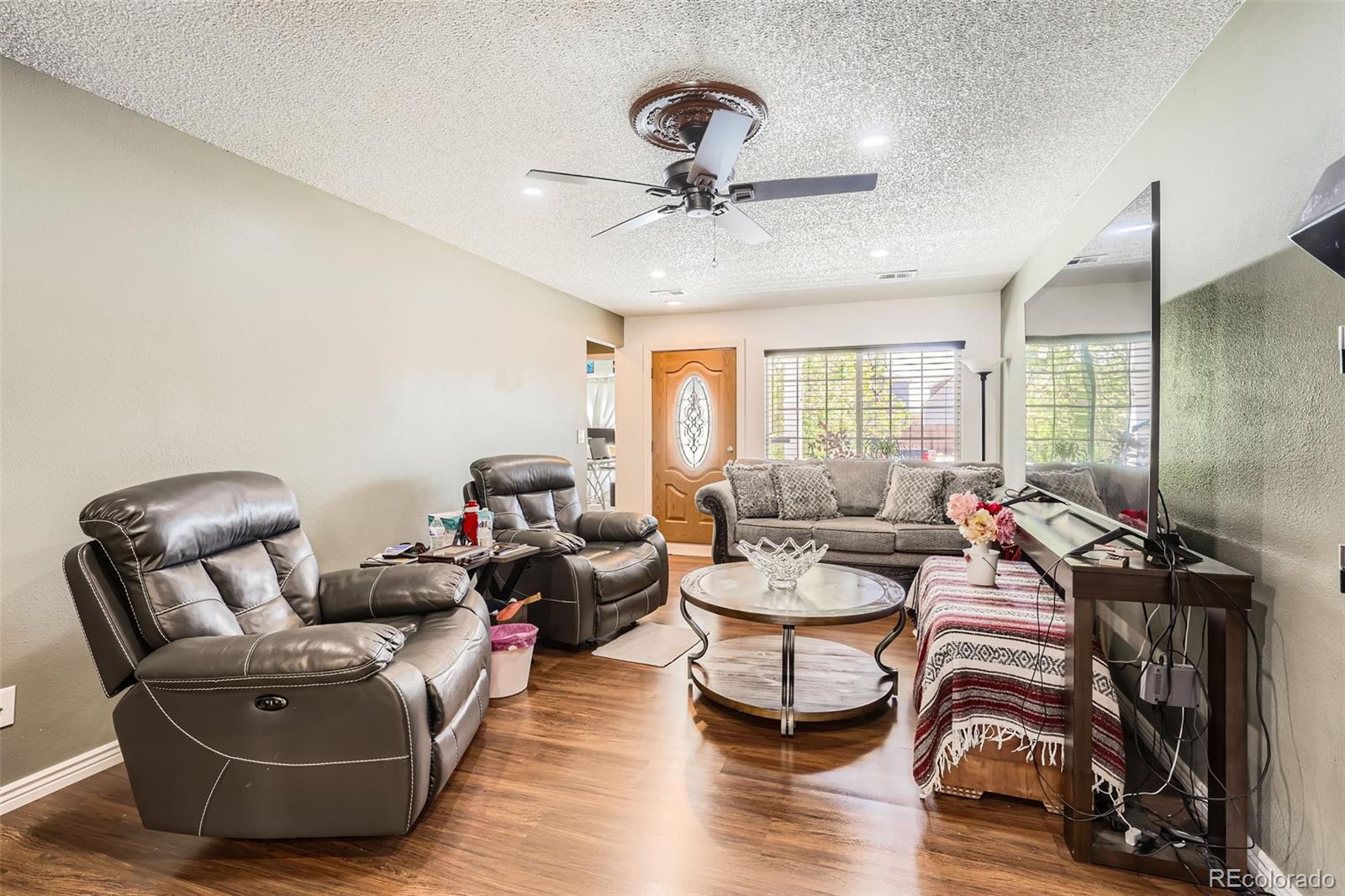 MLS Image #5 for 15685 e 50th avenue,denver, Colorado