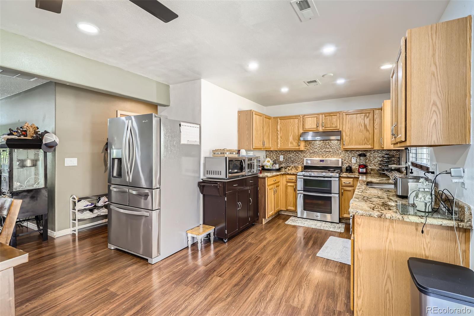 MLS Image #7 for 15685 e 50th avenue,denver, Colorado