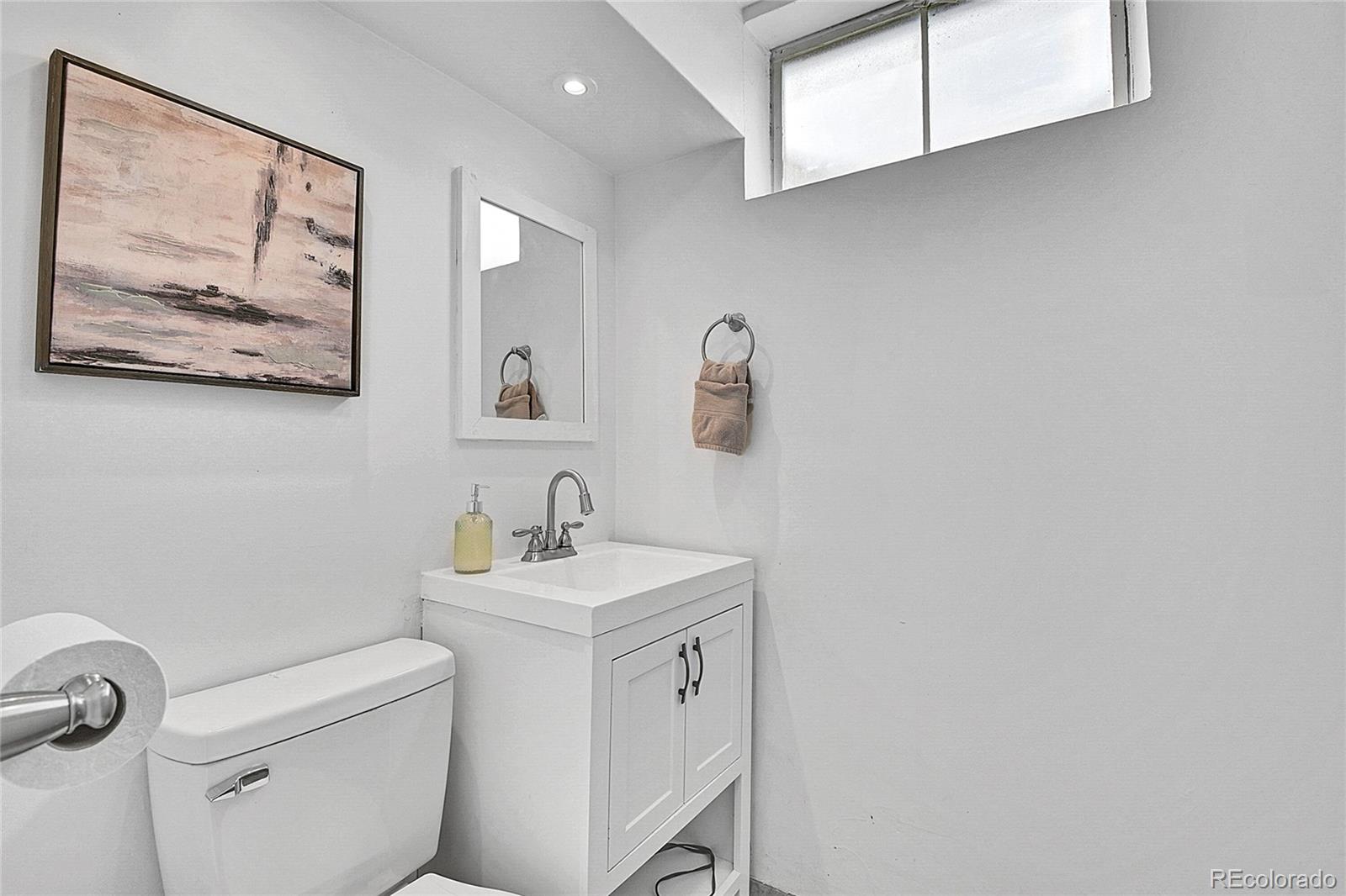 MLS Image #20 for 7001  alan drive,denver, Colorado