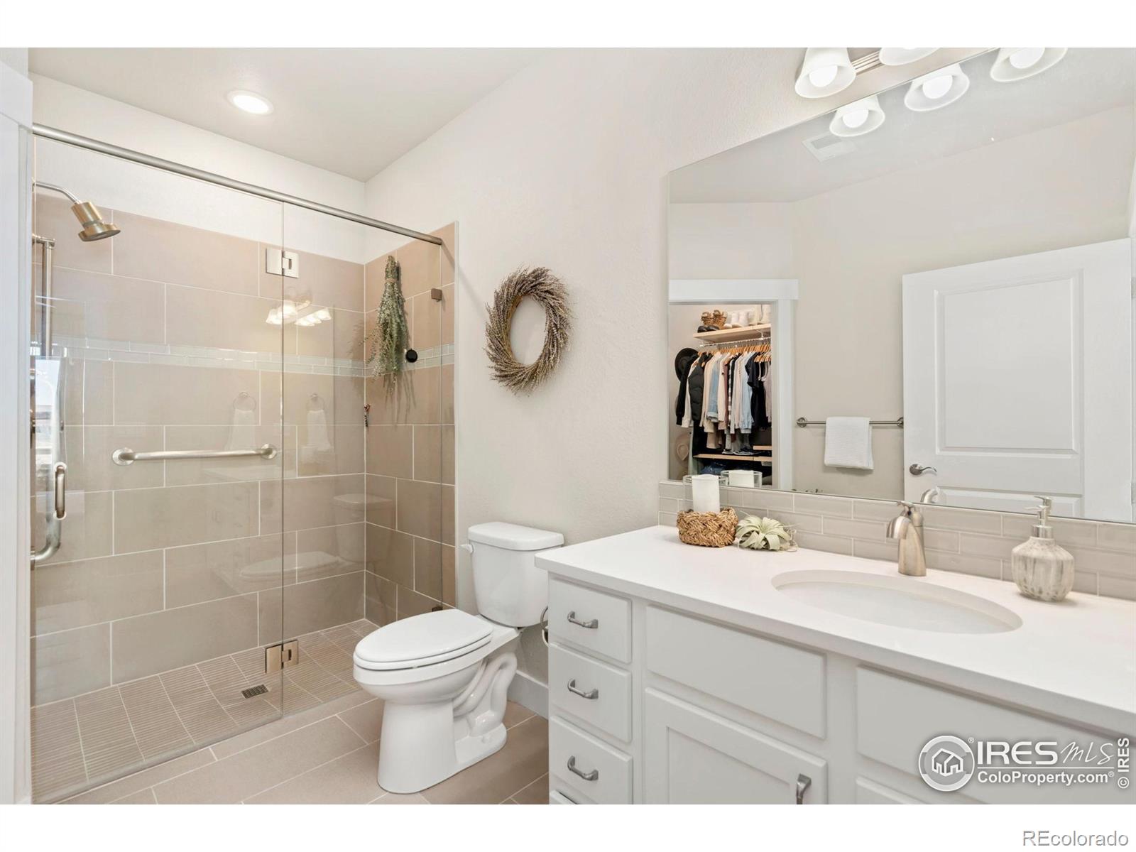 MLS Image #12 for 4622  hahns peak drive,loveland, Colorado