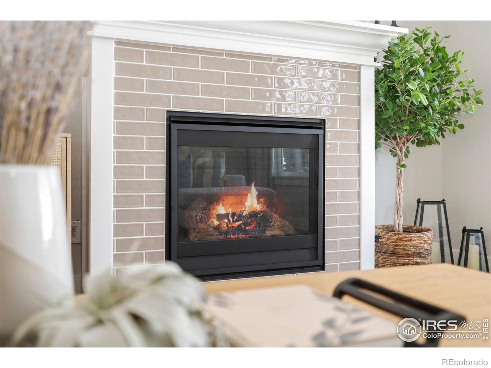 MLS Image #3 for 4622  hahns peak drive,loveland, Colorado