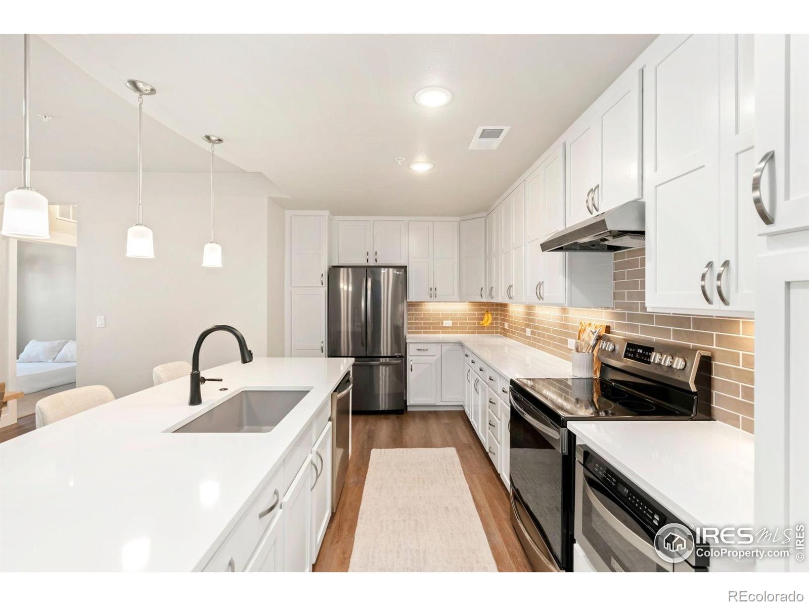 MLS Image #5 for 4622  hahns peak drive,loveland, Colorado