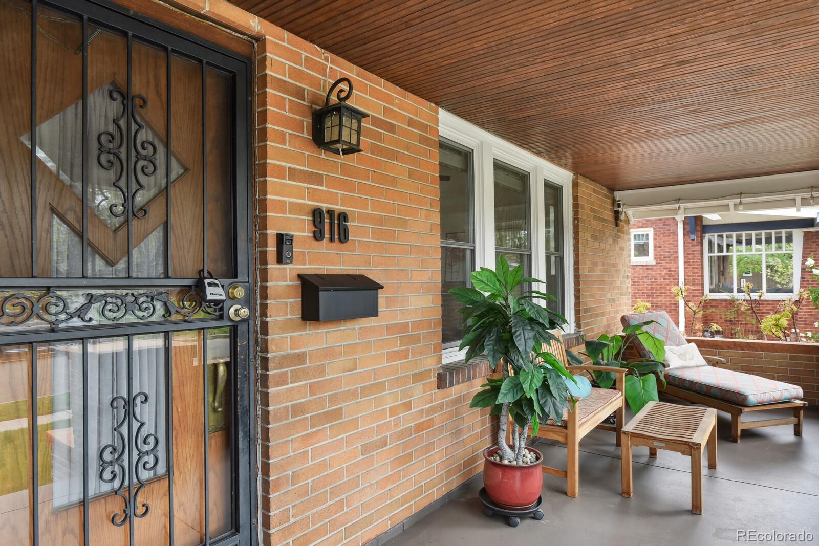 MLS Image #3 for 916  adams street,denver, Colorado