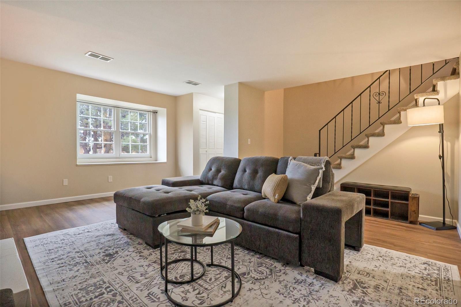 MLS Image #4 for 5573 s lowell boulevard,littleton, Colorado