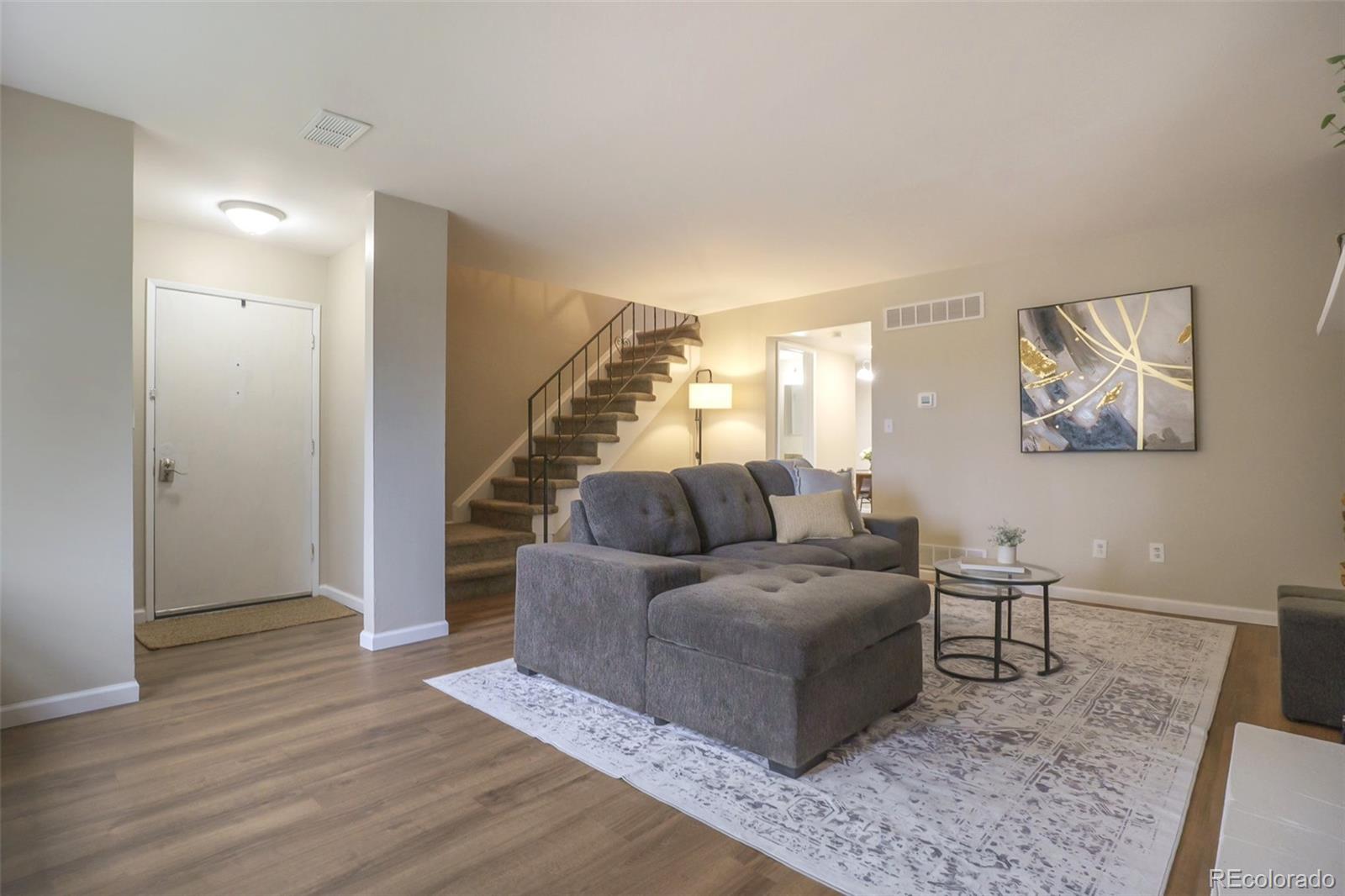 MLS Image #5 for 5573 s lowell boulevard,littleton, Colorado