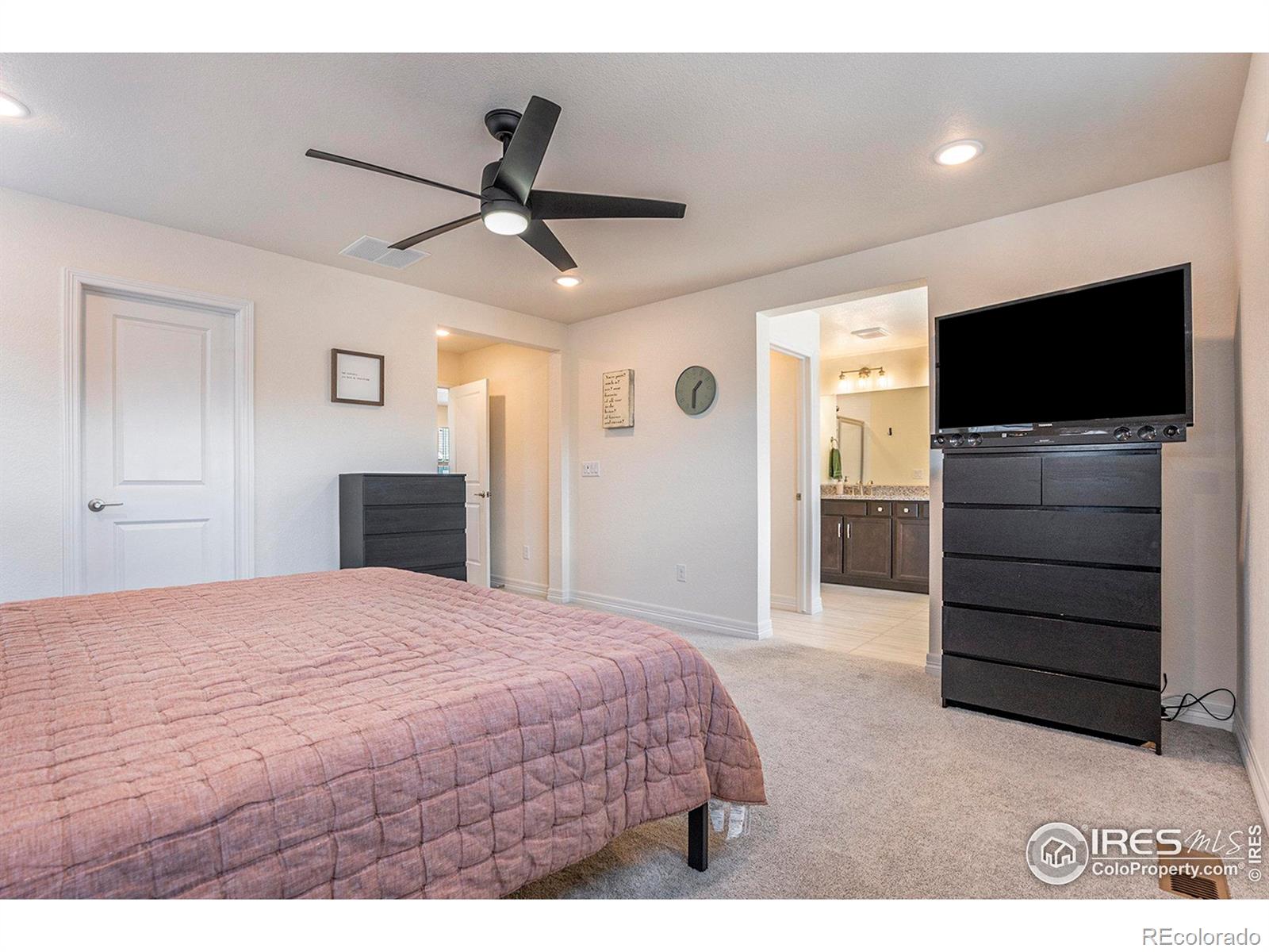 MLS Image #22 for 11933  norfolk court,commerce city, Colorado