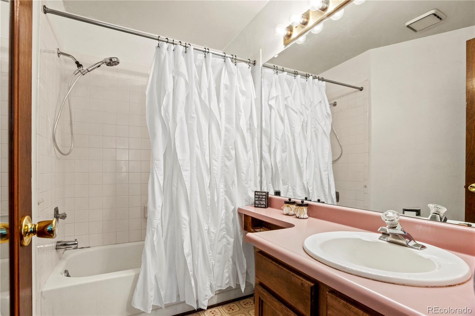 MLS Image #22 for 14271 e dickinson drive,aurora, Colorado