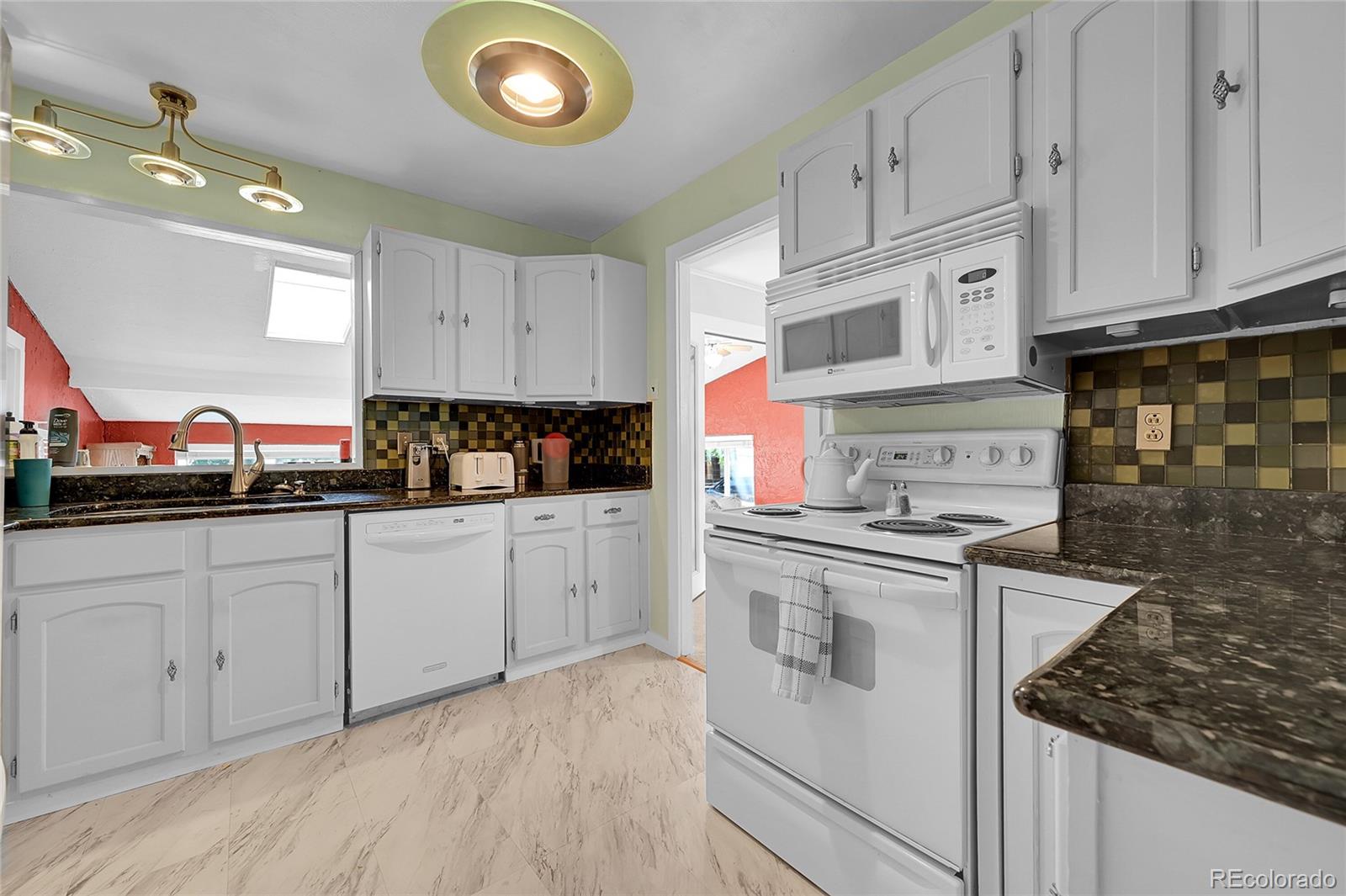 MLS Image #11 for 8710  alta vista drive,arvada, Colorado