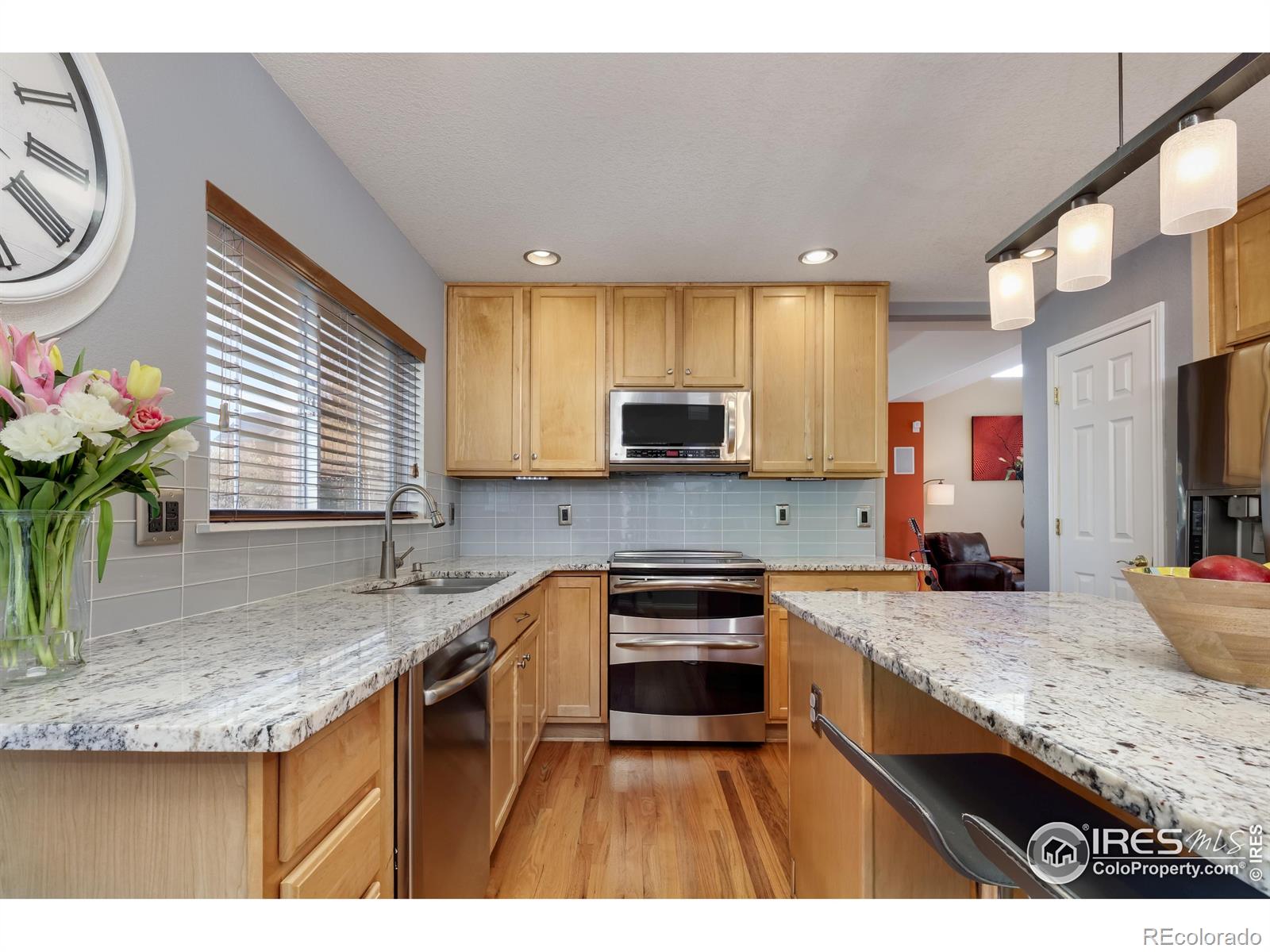 MLS Image #5 for 914  snowberry street,longmont, Colorado