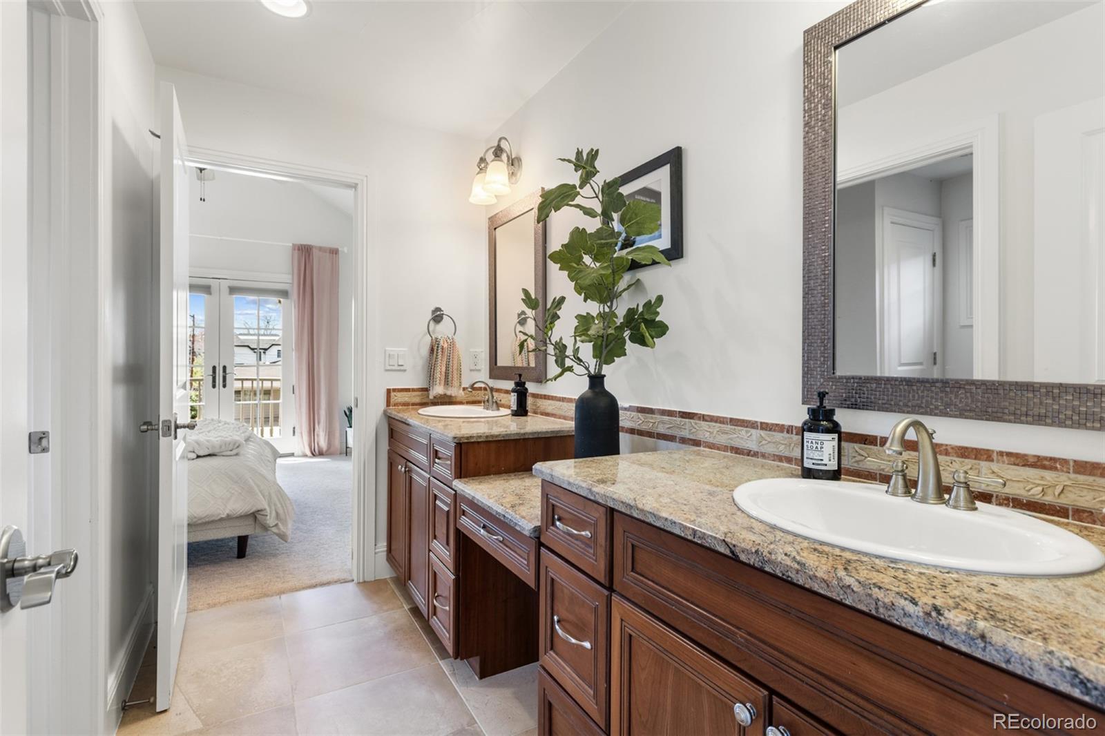 MLS Image #33 for 2486 s monroe street,denver, Colorado