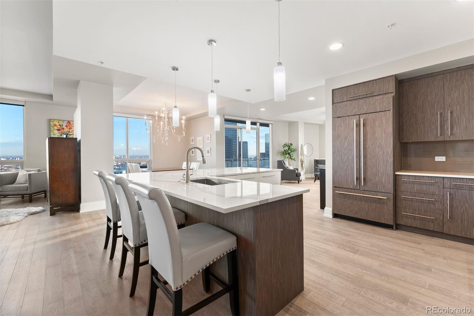 MLS Image #7 for 2001  lincoln street,denver, Colorado