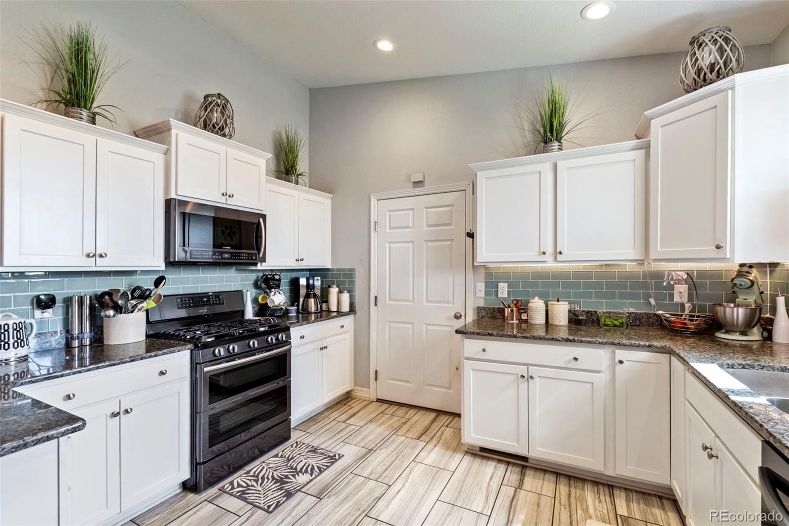 MLS Image #18 for 7601  ronan court,fountain, Colorado
