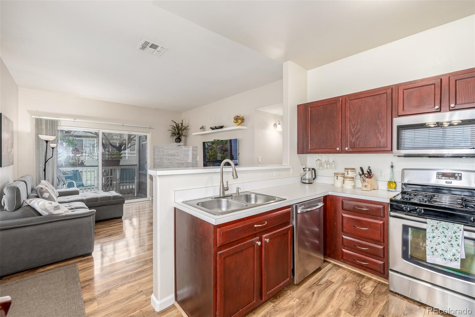 MLS Image #18 for 8465  pebble creek way 102,highlands ranch, Colorado