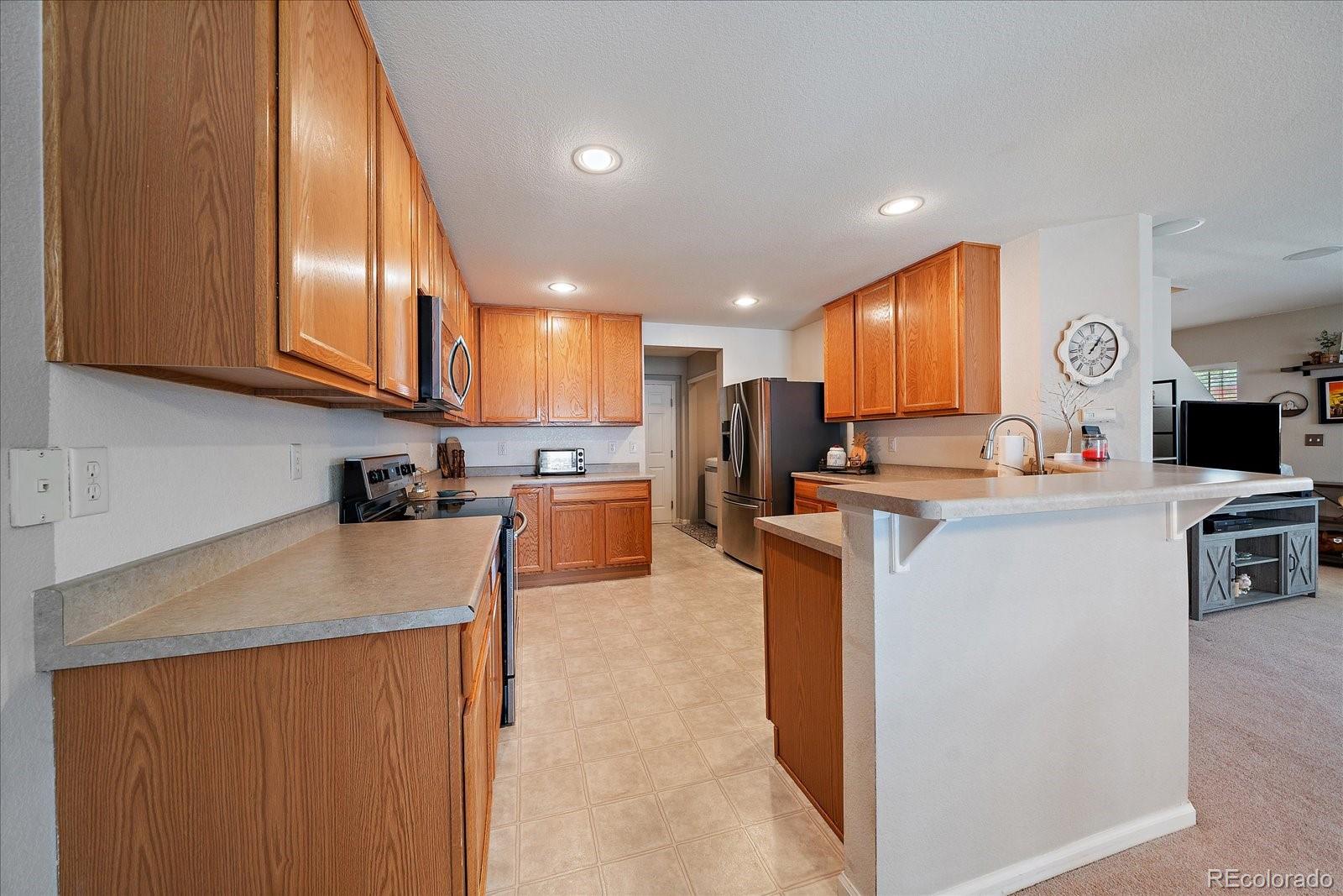 MLS Image #14 for 9800  mayfair street,englewood, Colorado
