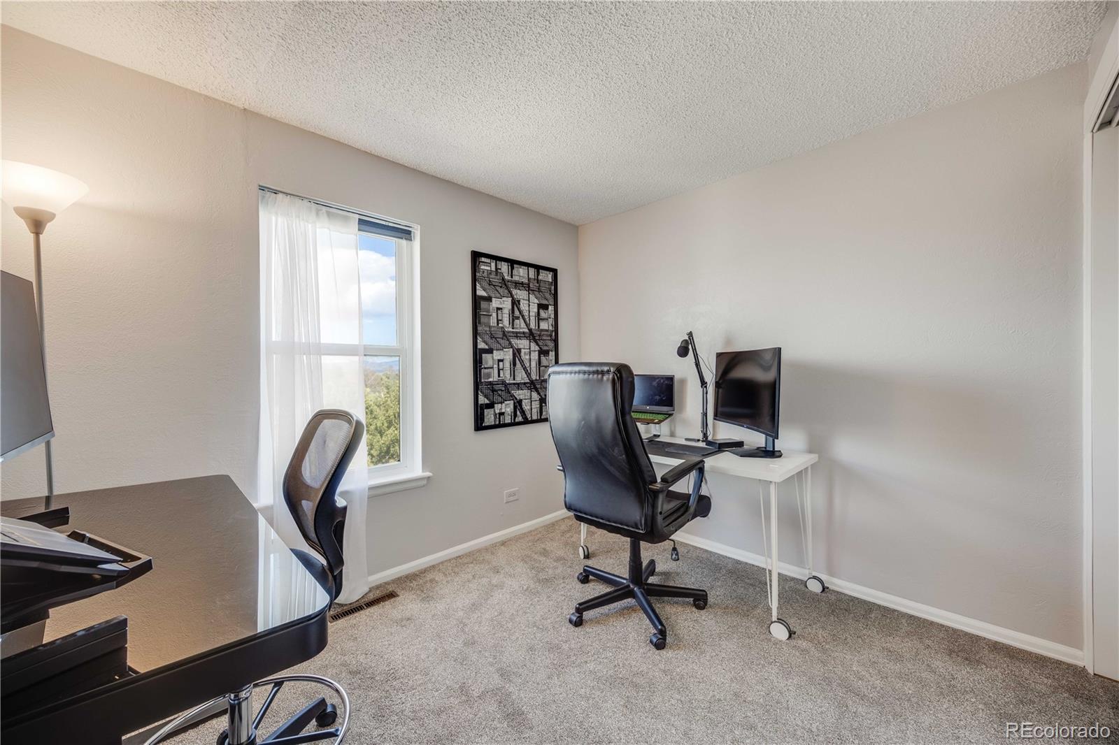 MLS Image #15 for 2917 s locust street,denver, Colorado