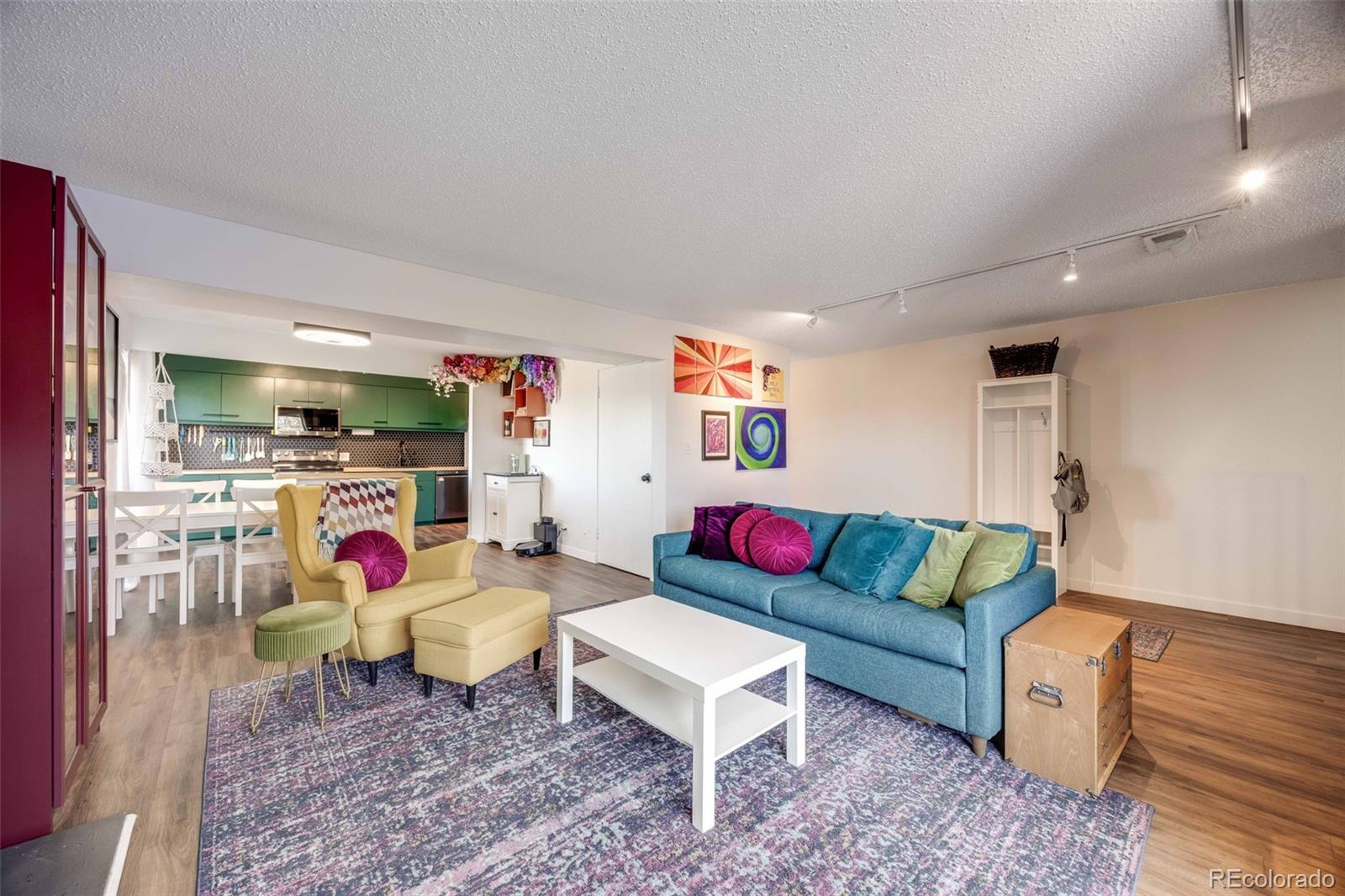 MLS Image #2 for 2917 s locust street,denver, Colorado