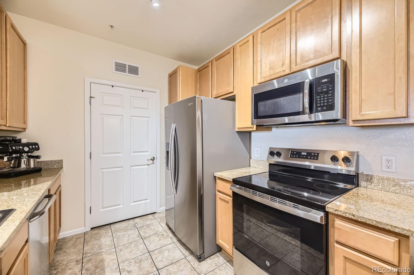 MLS Image #4 for 1465  blue sky circle,erie, Colorado