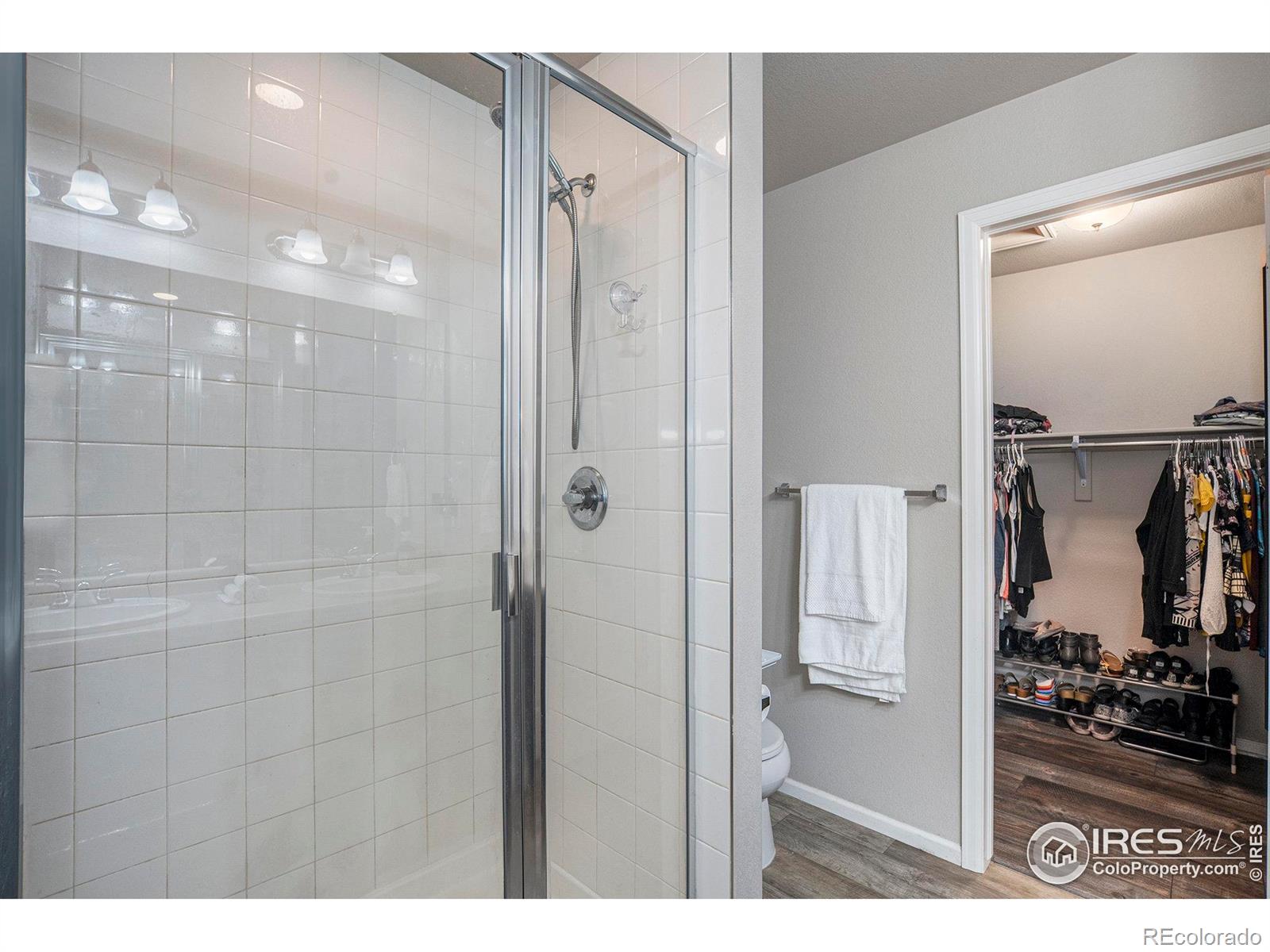 MLS Image #15 for 16058 e elk drive,denver, Colorado
