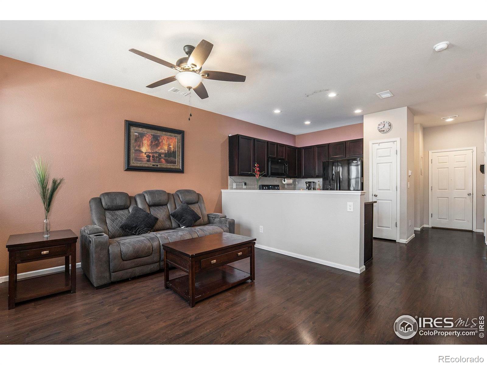 MLS Image #3 for 16058 e elk drive,denver, Colorado