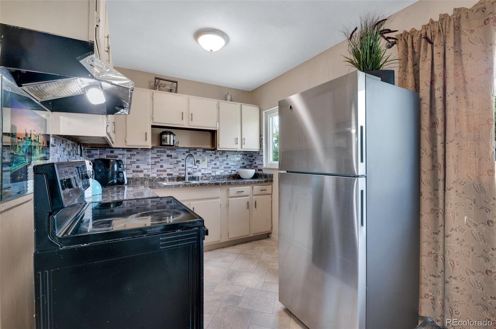 MLS Image #6 for 2015  hampton ,colorado springs, Colorado