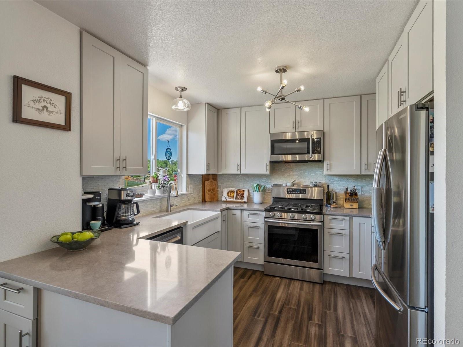 MLS Image #6 for 2006 e 97th avenue,thornton, Colorado