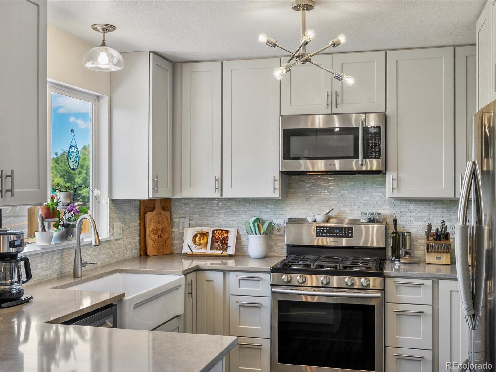MLS Image #7 for 2006 e 97th avenue,thornton, Colorado