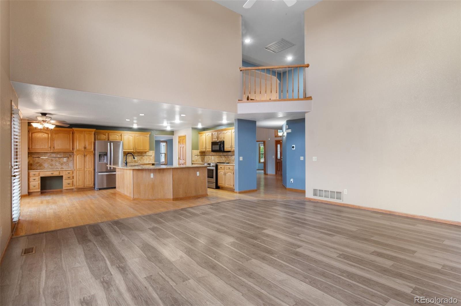 MLS Image #11 for 9983  cottoncreek drive,highlands ranch, Colorado