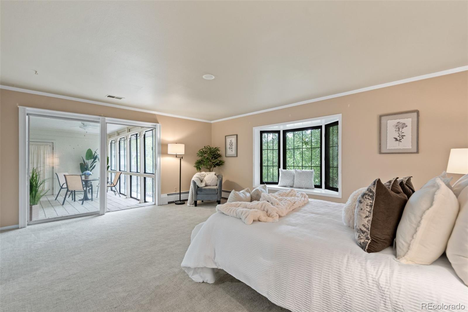 MLS Image #26 for 5751 e ithaca place,denver, Colorado