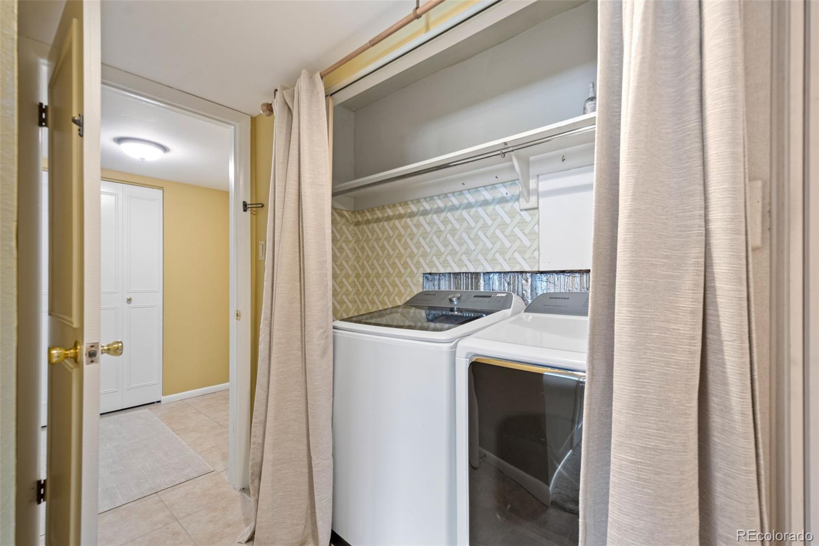 MLS Image #27 for 5751 e ithaca place,denver, Colorado