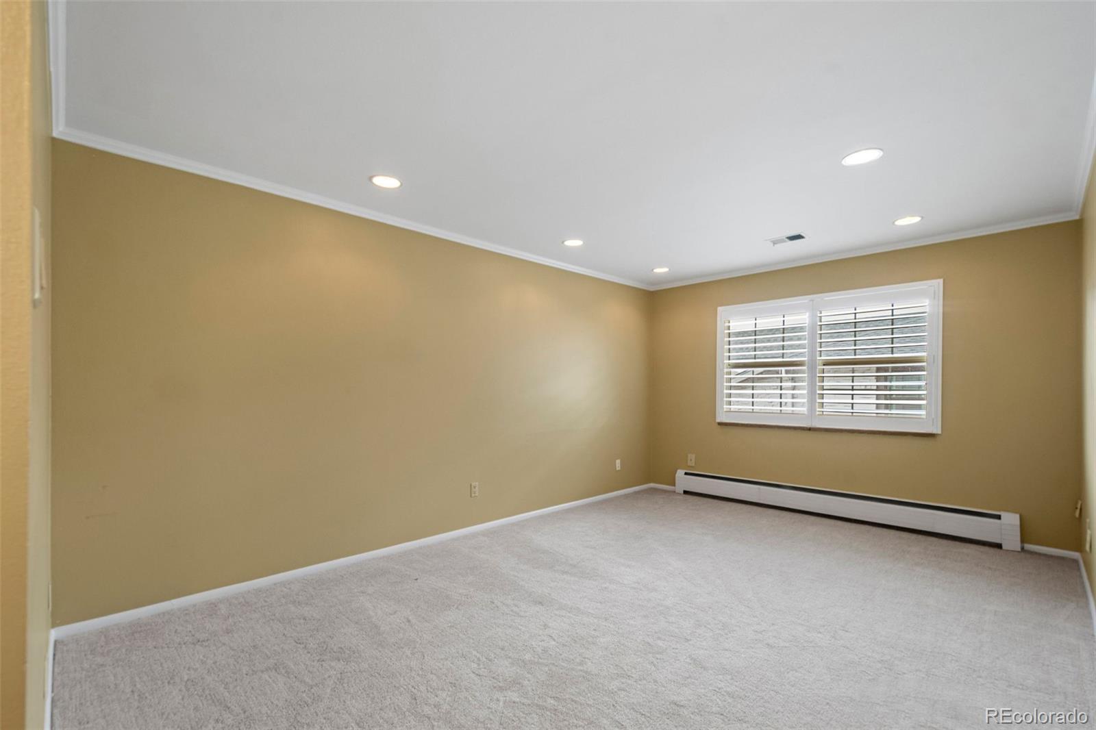 MLS Image #29 for 5751 e ithaca place,denver, Colorado