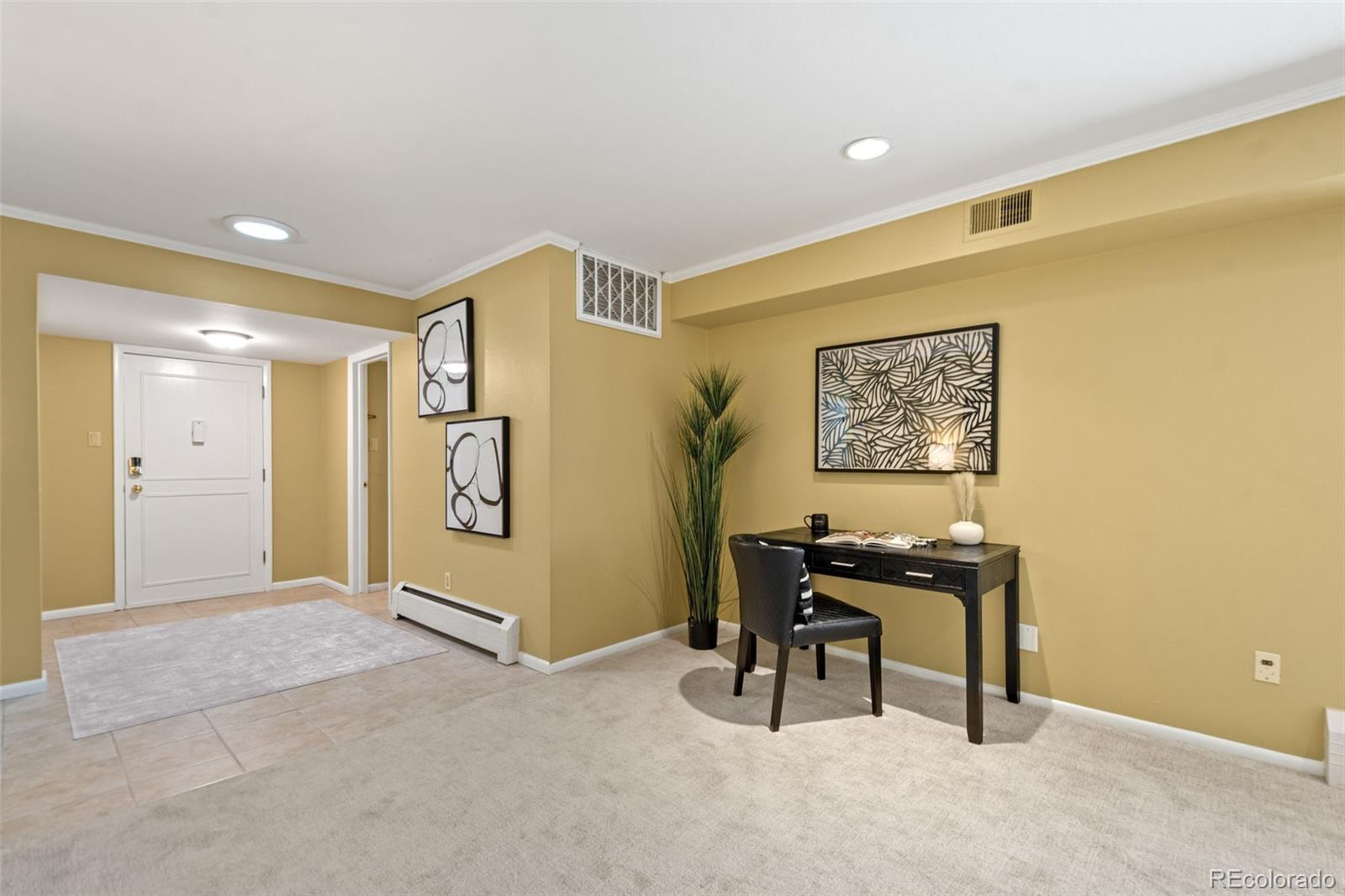 MLS Image #7 for 5751 e ithaca place,denver, Colorado